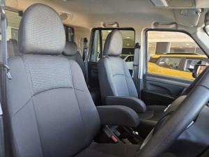 Mahindra Pik Up 2.2CRDe double cab S6 Karoo auto - Image 5