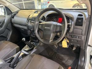 Isuzu D-Max 250 double cab Hi-Ride - Image 15