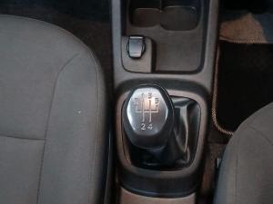 Renault Kwid 1.0 Zen - Image 12