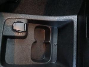 Renault Kwid 1.0 Zen - Image 14