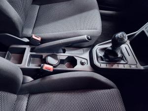 Volkswagen Polo hatch 1.0TSI - Image 12