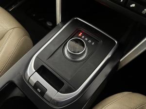 Land Rover Discovery Sport 2.2 SD4 HSE LUX - Image 5