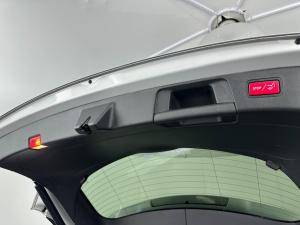 Mercedes-Benz GLA 220dautomatic 4MATIC - Image 6