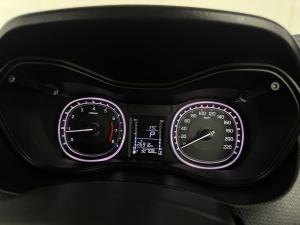 Suzuki Vitara Brezza 1.5 GLX automatic - Image 14