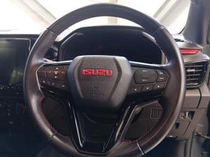 Isuzu D-Max 1.9TD double cab LS X-Rider auto - Image 10
