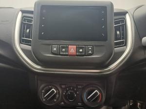 Toyota Vitz 1.0 XR auto - Image 14