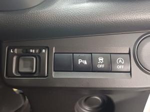 Toyota Vitz 1.0 XR auto - Image 15