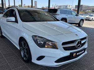 Mercedes-Benz CLA CLA200 - Image 1