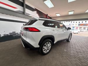 Toyota Corolla Cross 1.8 Hybrid XS - Image 2