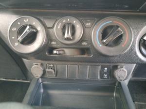 Toyota Hilux 2.8GD-6 Xtra cab 4x4 Legend auto - Image 18
