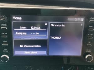 Toyota Hilux 2.4GD-6 double cab 4x4 Raider manual - Image 14