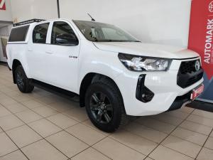 Toyota Hilux 2.4GD-6 double cab 4x4 Raider manual - Image 1