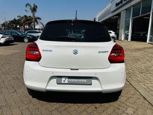 Suzuki Swift 1.2 GLX auto - Image 5