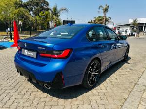 BMW 3 Series 320i M Sport - Image 2