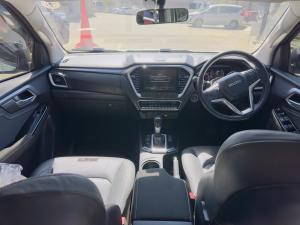 Isuzu D-Max 250 double cab X-Rider - Image 8
