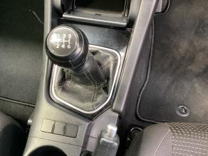 Toyota Auris 1.3 X - Image 11