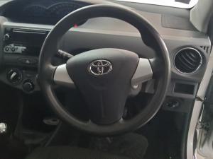 Toyota Etios hatch 1.5 Sprint - Image 8