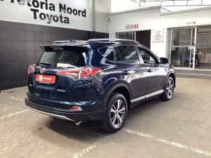 Toyota RAV4 2.0 GX auto - Image 2
