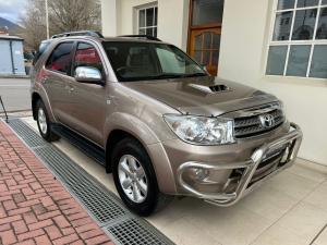 Toyota Fortuner 3.0D-4D 4x4 - Image 1