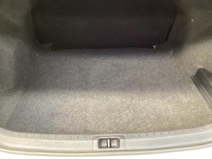 Toyota Corolla Quest 1.8 Plus manual - Image 18