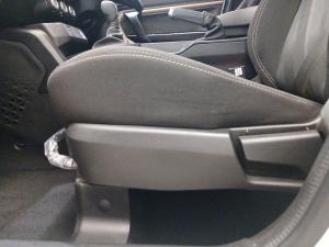 Renault Kiger 1.0 Zen auto - Image 16