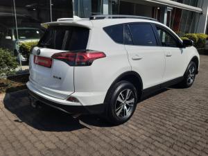 Toyota RAV4 2.0 GX automatic - Image 2