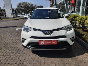 Toyota RAV4 2.0 GX automatic - Image 4