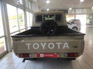 Toyota Land Cruiser 79 2.8 GD-6D/C automatic - Image 5
