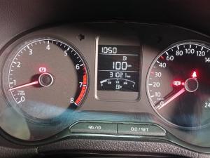 Volkswagen Polo Vivo 1.6 Highline - Image 11