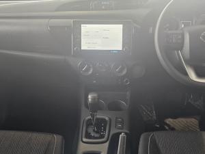 Toyota Hilux 2.4 GD-6 RB Raider automaticD/C - Image 6