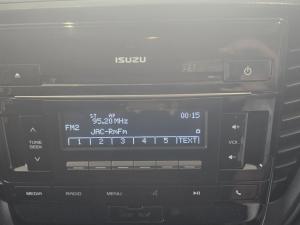 Isuzu D-MAX 1.9 Ddi L 4X4 D/C - Image 10