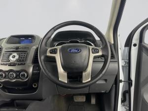 Ford Ranger 3.2TDCi XLT 4X4 automaticD/C - Image 12