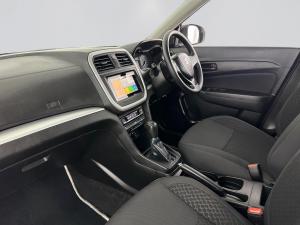 Suzuki Vitara Brezza 1.5 GL automatic - Image 14