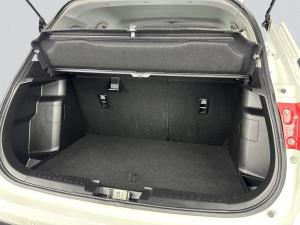 Suzuki Vitara Brezza 1.5 GL automatic - Image 17