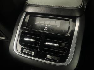 Volvo S90 D5 Inscription Geartronic AWD - Image 8