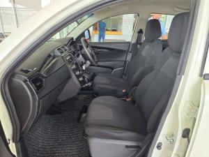 Mahindra KUV 100 1.2 K2+ #dare - Image 11