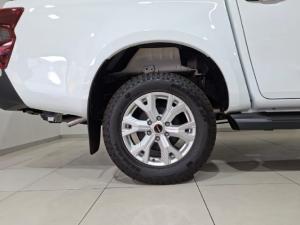 Isuzu D-Max 1.9TD double cab L manual - Image 8