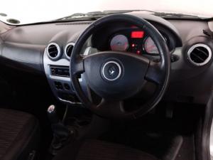 Renault Sandero Stepway 1.6 - Image 8