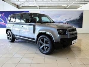 Land Rover Defender 110 D240 X-Dynamic HSE - Image 1