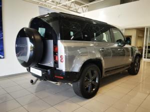 Land Rover Defender 110 D240 X-Dynamic HSE - Image 6