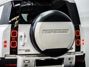 Land Rover Defender 110 P400 X-Dynamic HSE - Image 10
