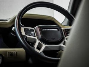 Land Rover Defender 110 P400 X-Dynamic HSE - Image 17