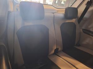 Renault Triber 1.0 Zen manual - Image 11