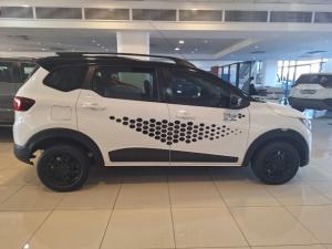 Renault Triber 1.0 Zen manual - Image 2
