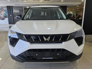 Mahindra XUV 3XO 1.2T MX3 manual - Image 8