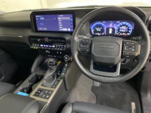 Toyota Land Cruiser Prado 2.8GD VX-R - Image 14