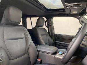 Toyota Land Cruiser Prado 2.8GD VX-R - Image 8
