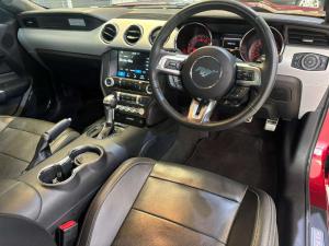 Ford Mustang 5.0 GT fastback auto - Image 11