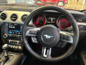 Ford Mustang 5.0 GT fastback auto - Image 13