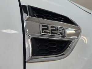 Ford Everest 2.2TDCi XLT auto - Image 26